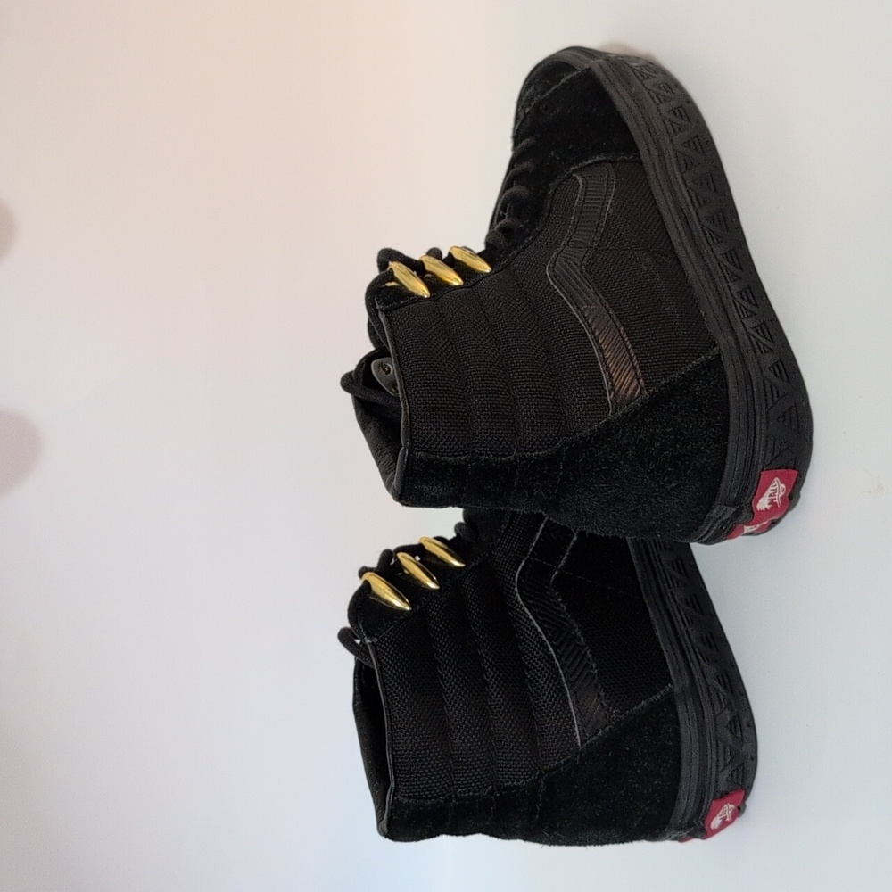 Vans Marvel X Black Panther Sk8 Hi - Picture 3 of 9